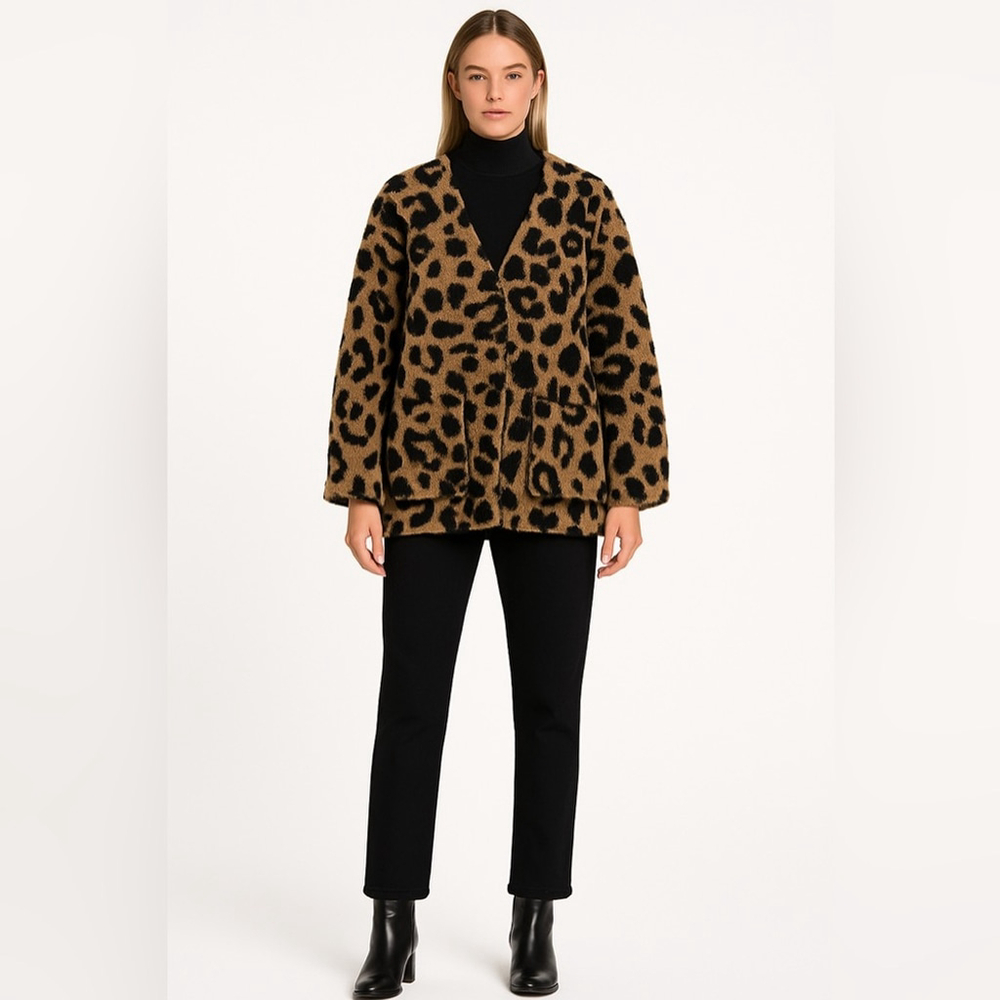 7 A.M. Leopard Sherpa Jacket – Women’s S/M
Leopard Print Faux Fur Coat